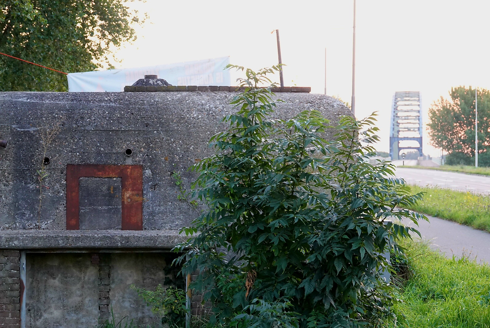 Bunker bij Zwolle / Hattem is te koop - Foto © RTV Focus Zwolle