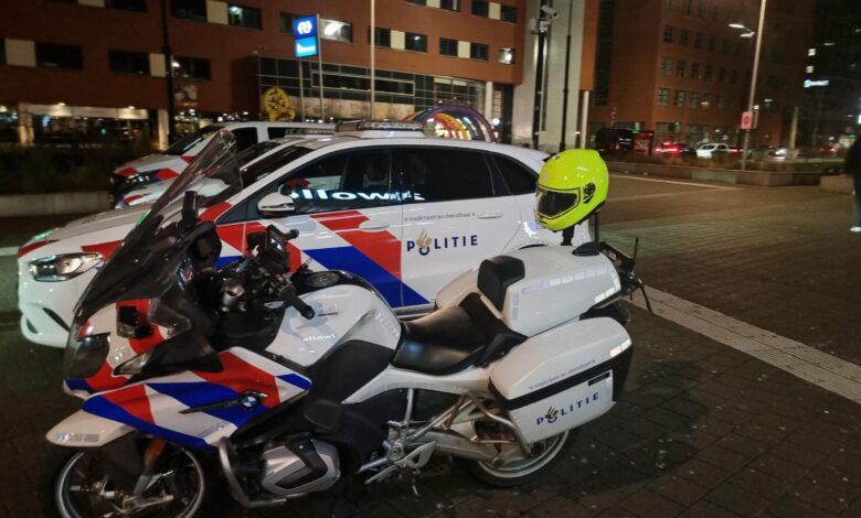Foto politie op station Zwolle - archiefbeeld © RTV Focus Zwolle