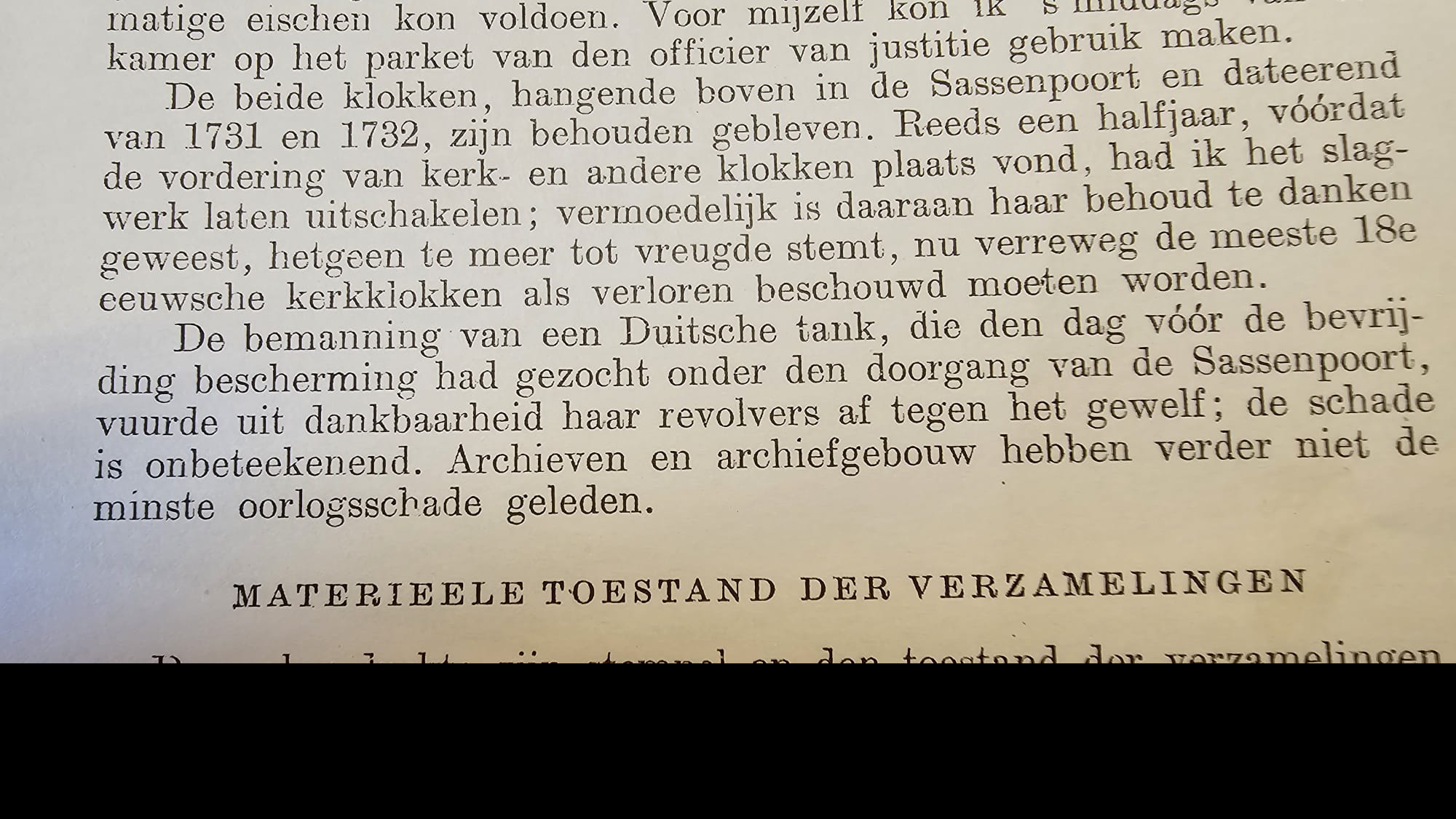 Oude archiefpagina onthult bizarre scène: Duitse tank vuurde onder de Sassenpoort in 1945 - Beeld: Sassenpoort