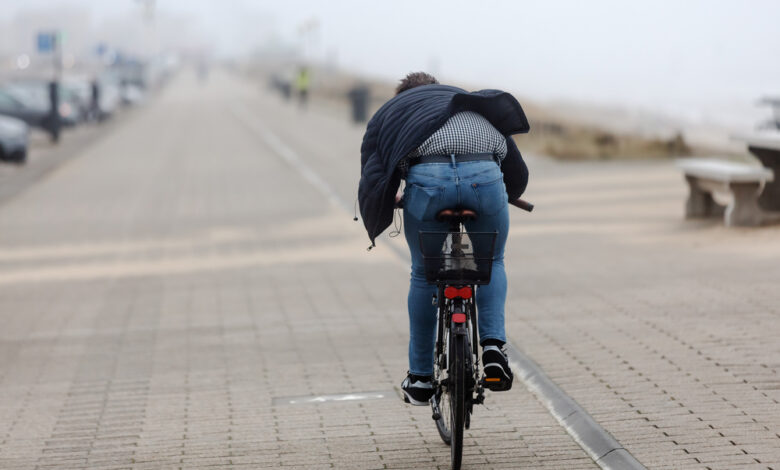 Storm Benjamin komt eerder aan land dan verwacht, KNMI scherpt waarschuwing aan - Foto Christian Mueller