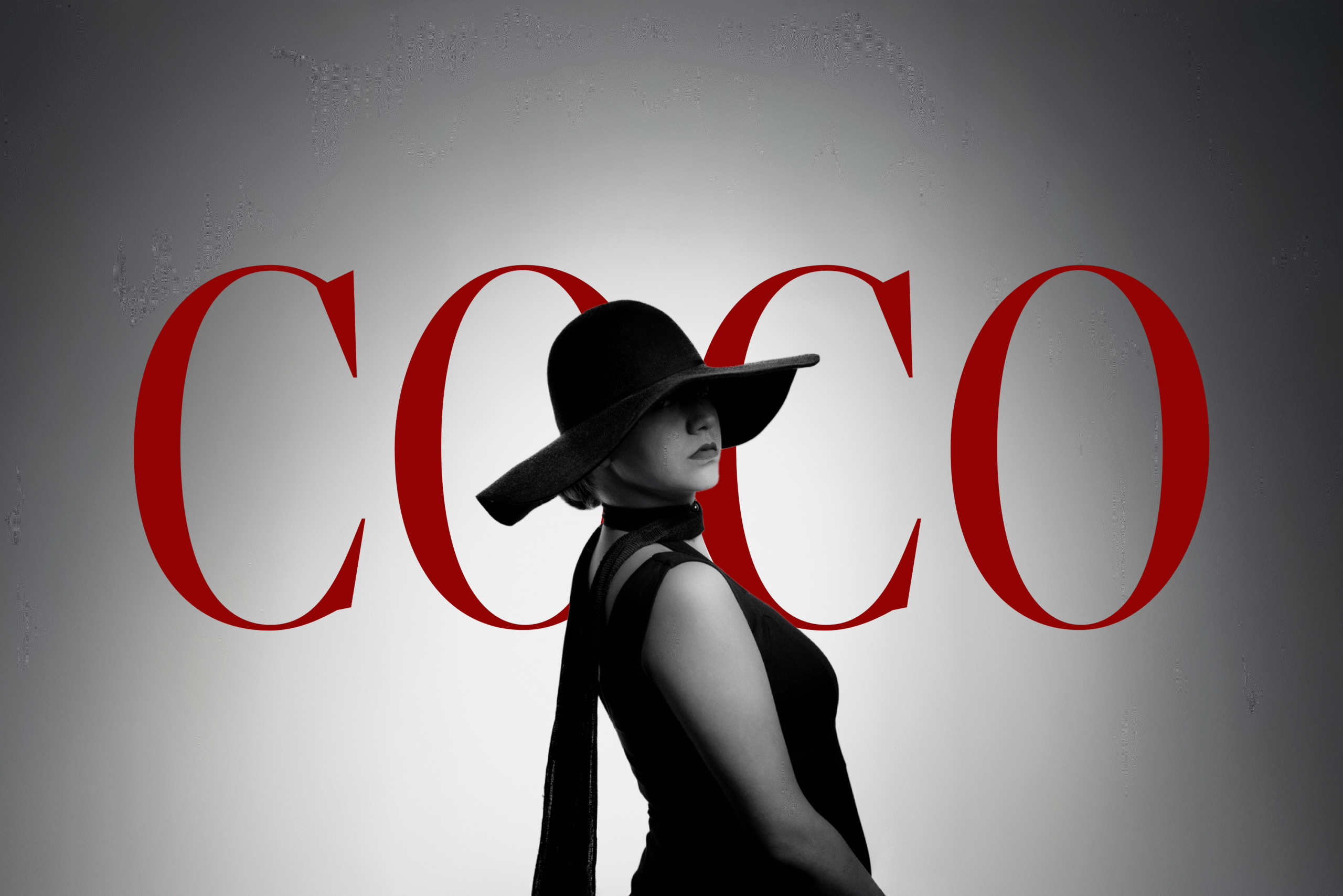 Filmishe voorstelling COCO – Coco Chanel – strijkt neer in rode hal Spoorzone Zwolle