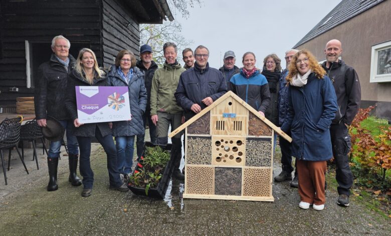 Bewoners planten bomen en hagen in Hattem voor meer biodiversiteit