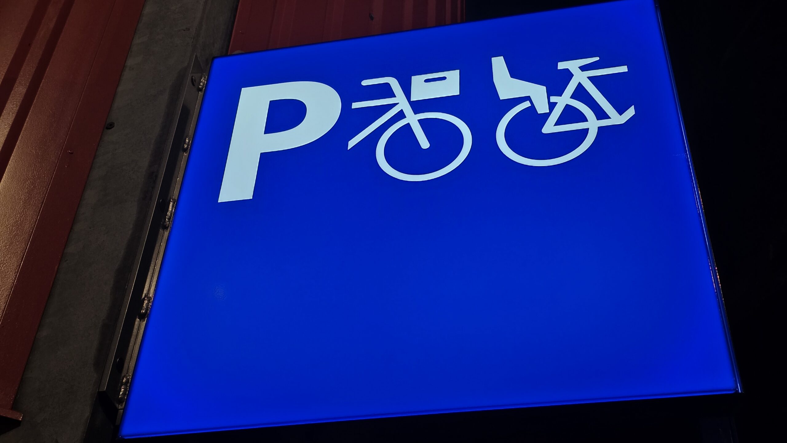 Nieuwe fietsenstalling voor bijzondere fietsen bij Station Zwolle gaat bijna open