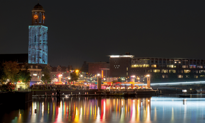 Peperbus in het licht - Foto © RTV Focus Zwolle